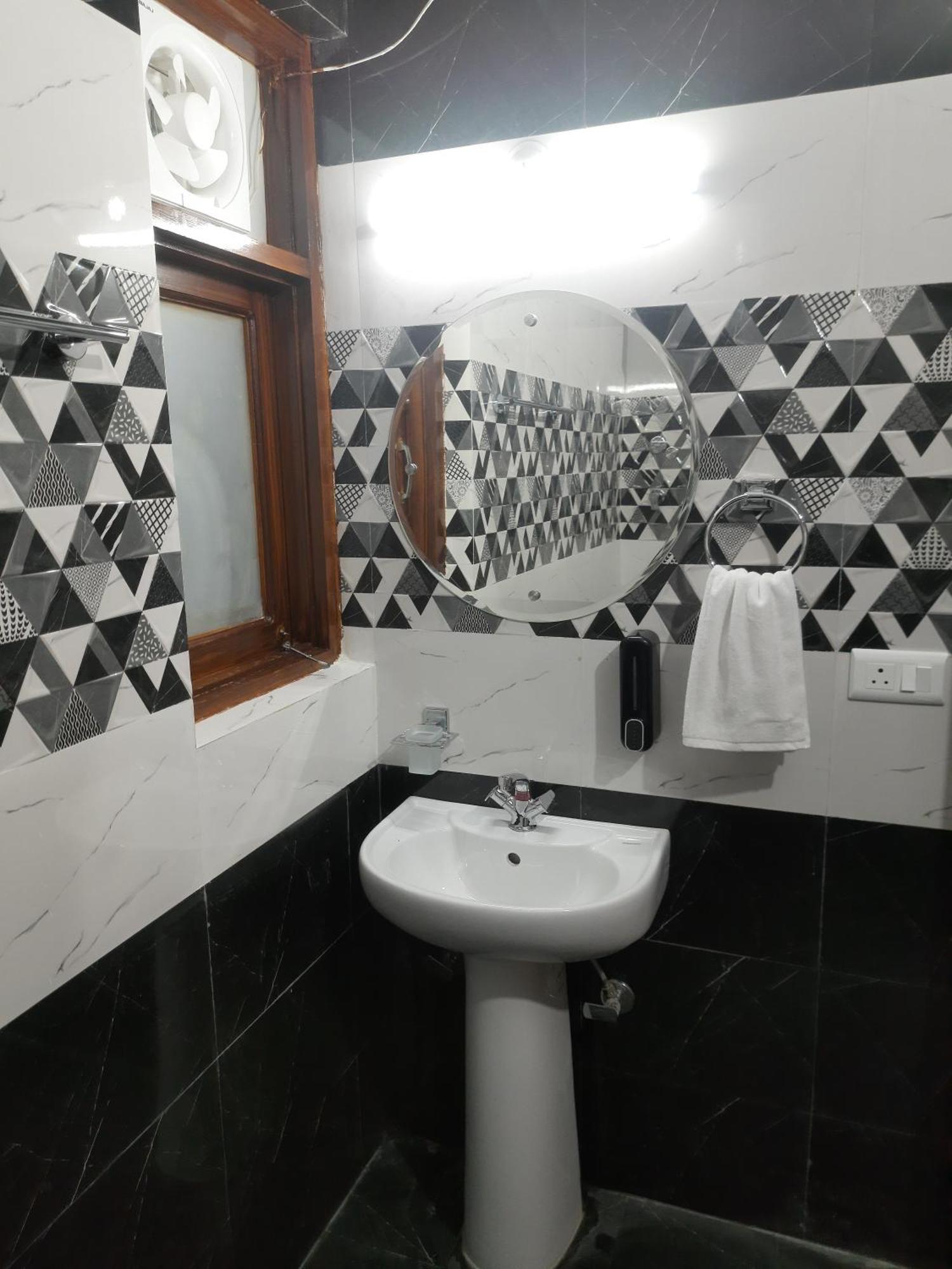 Aagaman Woods Apartment Shimla Bagian luar foto