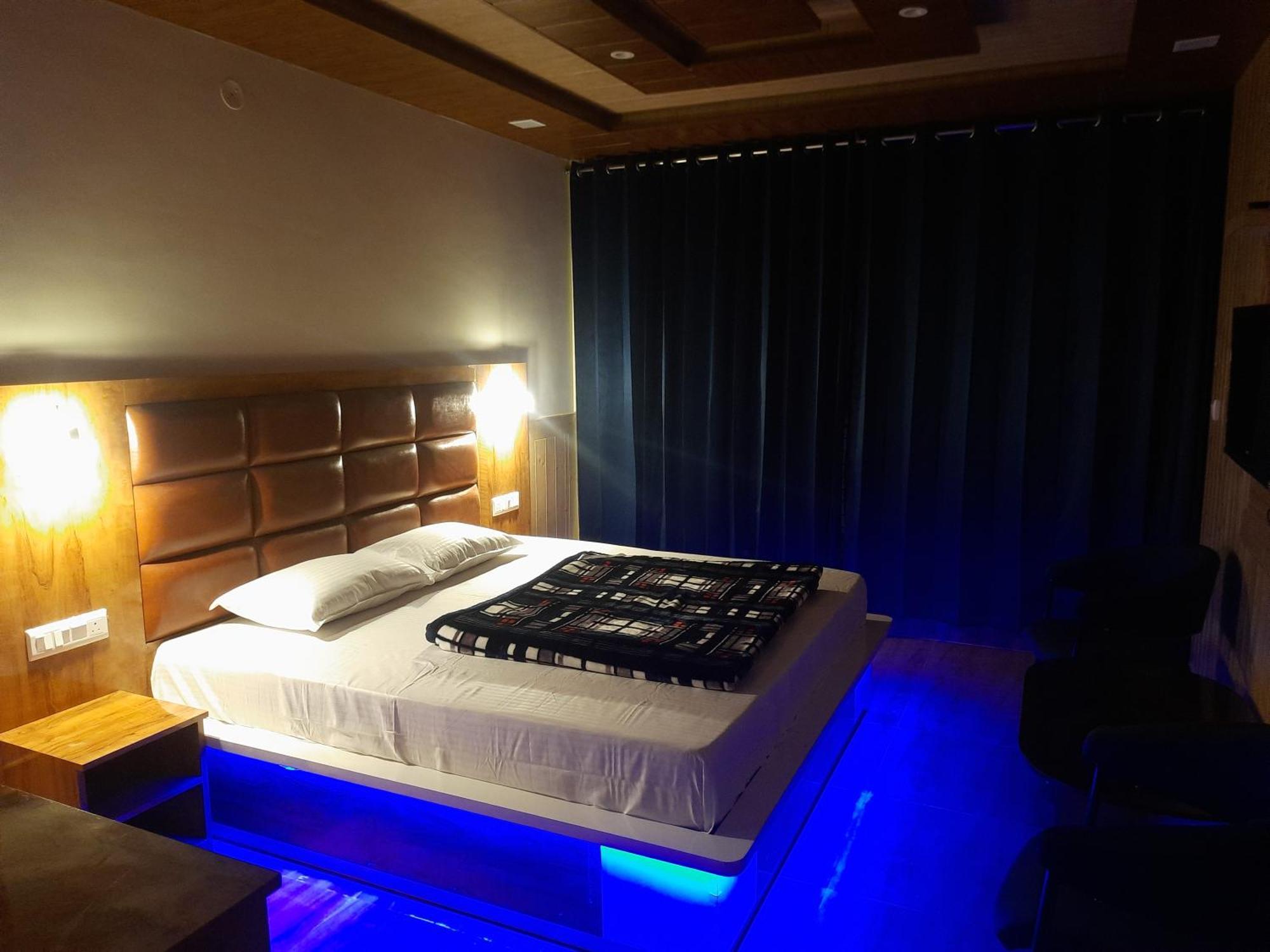 Aagaman Woods Apartment Shimla Bagian luar foto