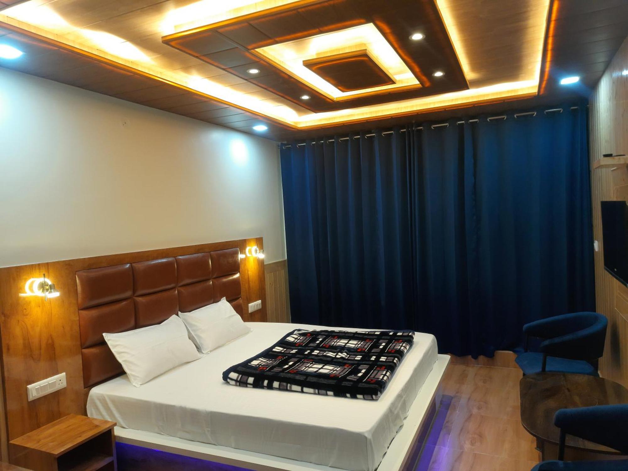 Aagaman Woods Apartment Shimla Bagian luar foto