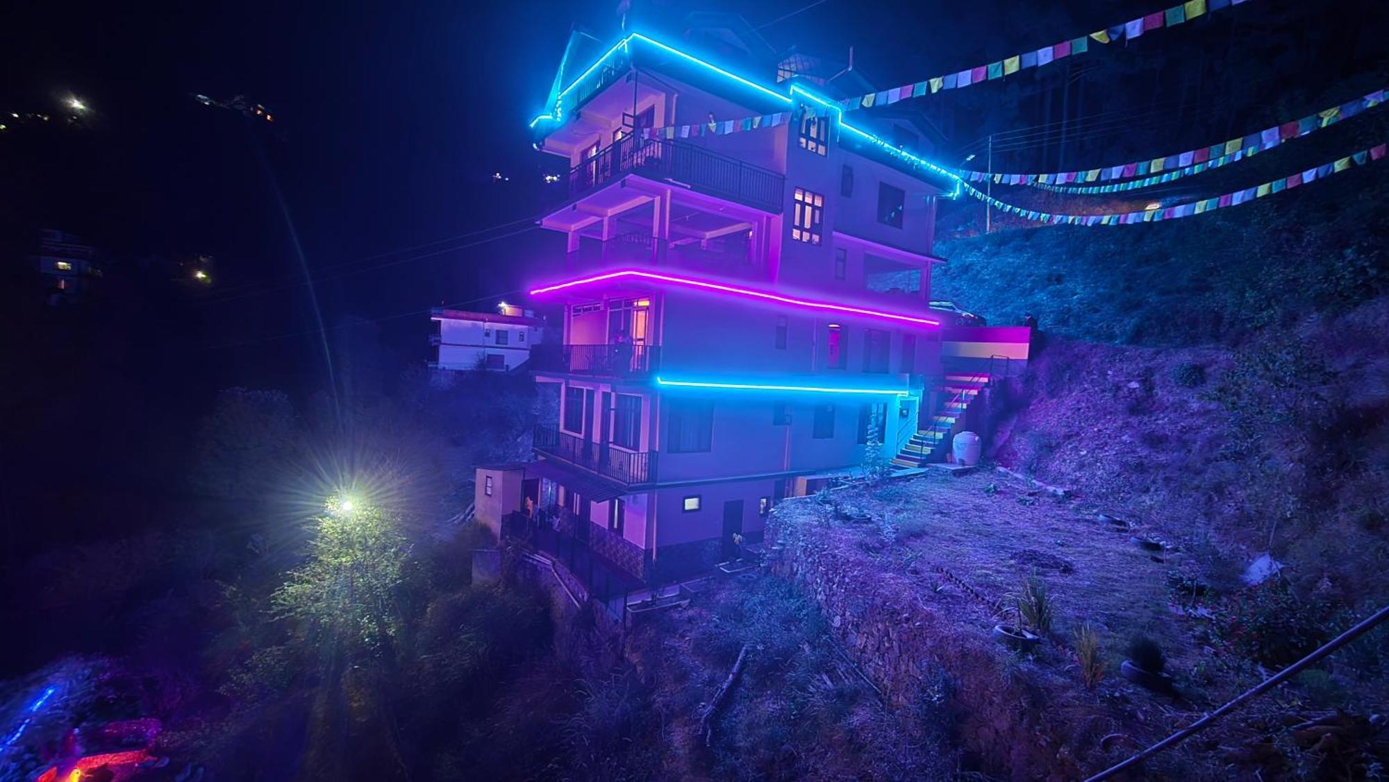 Aagaman Woods Apartment Shimla Bagian luar foto
